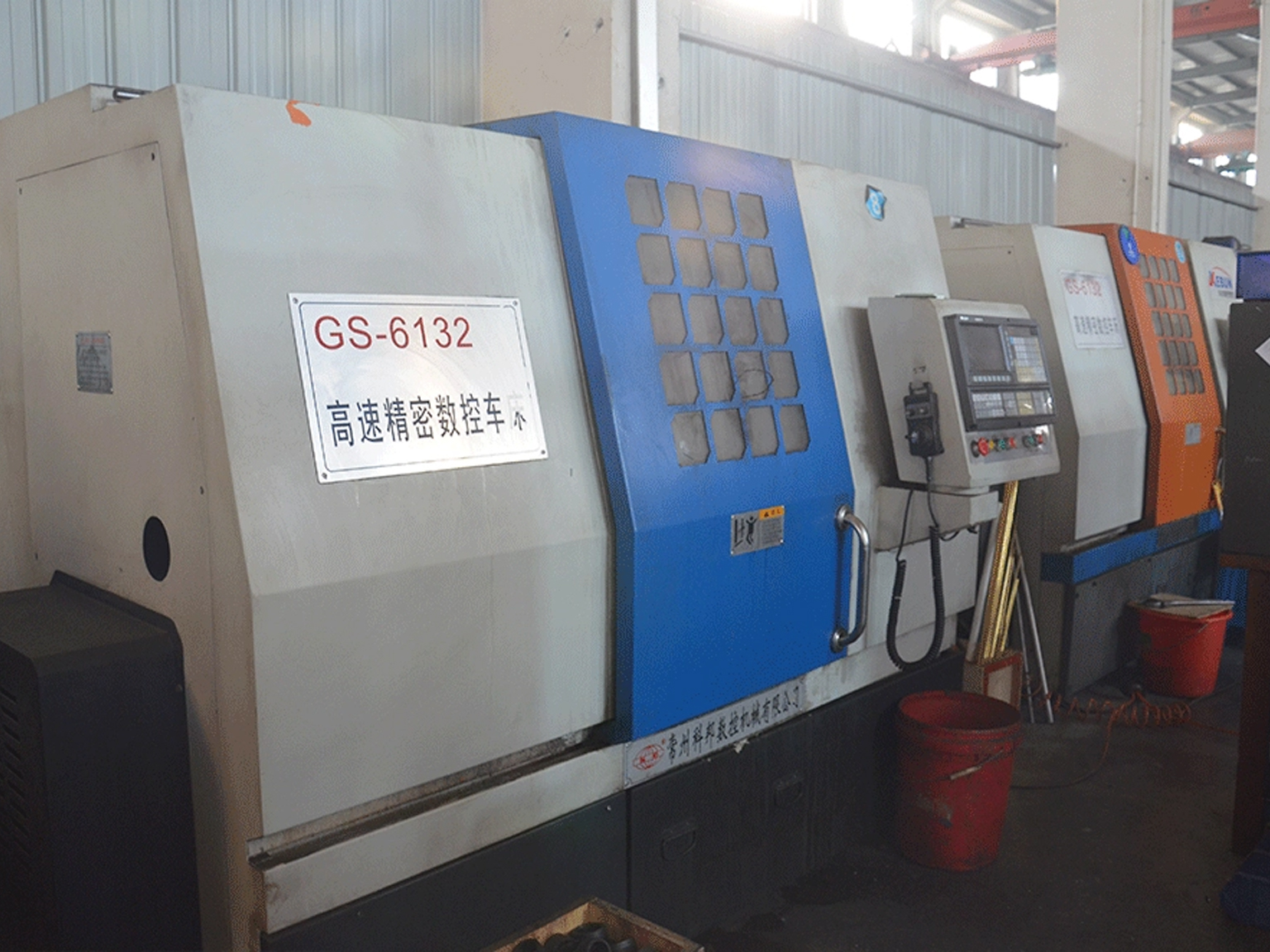 Customized Transfer Cases and Hydraulic Drives for Multiple Industries